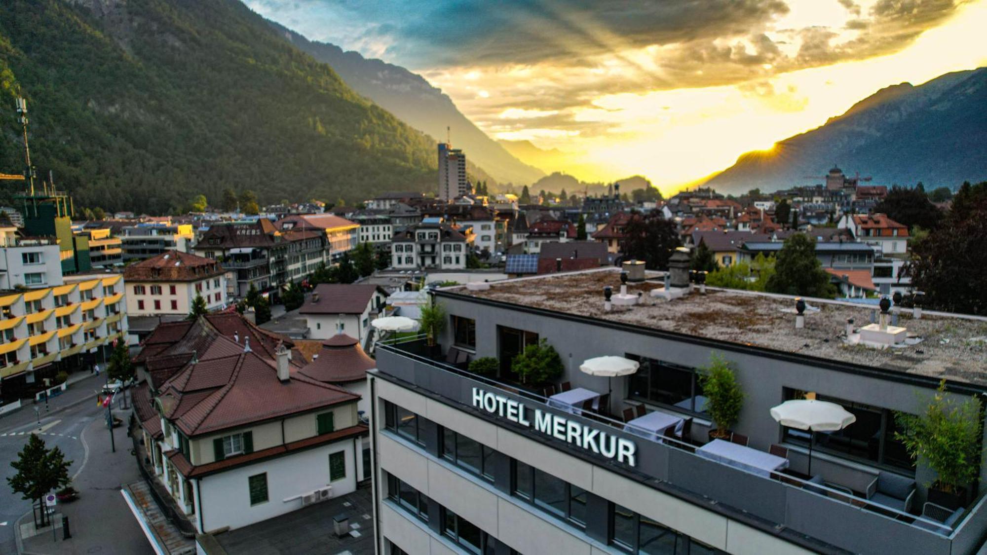 Hotel Merkur - West Station Interlaken Exterior foto